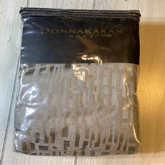 Donna Karan Fuse Collection King Duvet Geometric Jacquard Patter 110”X76”